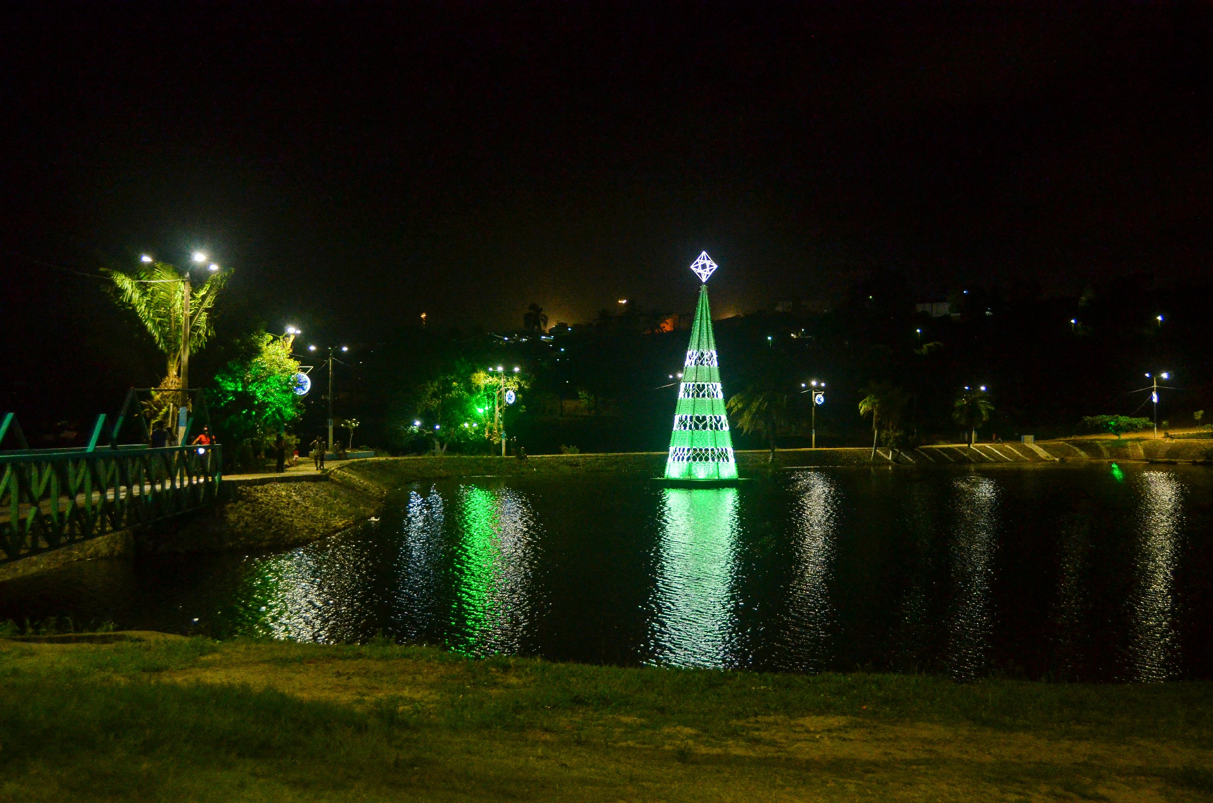Iluminação natalina de Santa Rita traz beleza para a cidade e respeito ao meio ambiente
