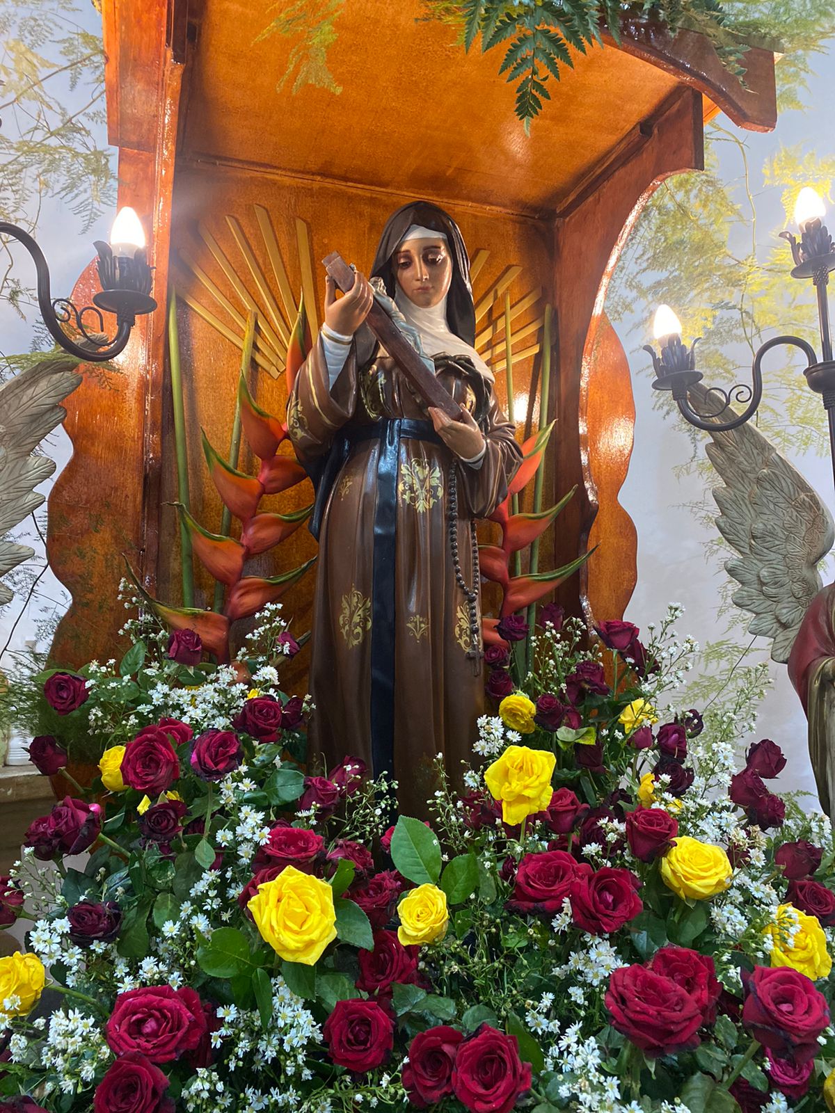 Peregrinação de fé e amor: retorno da romaria de Santa Rita de Cássia